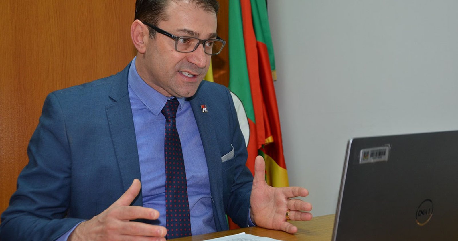 Deputado Paparico vota favorável aos transportadores escolares