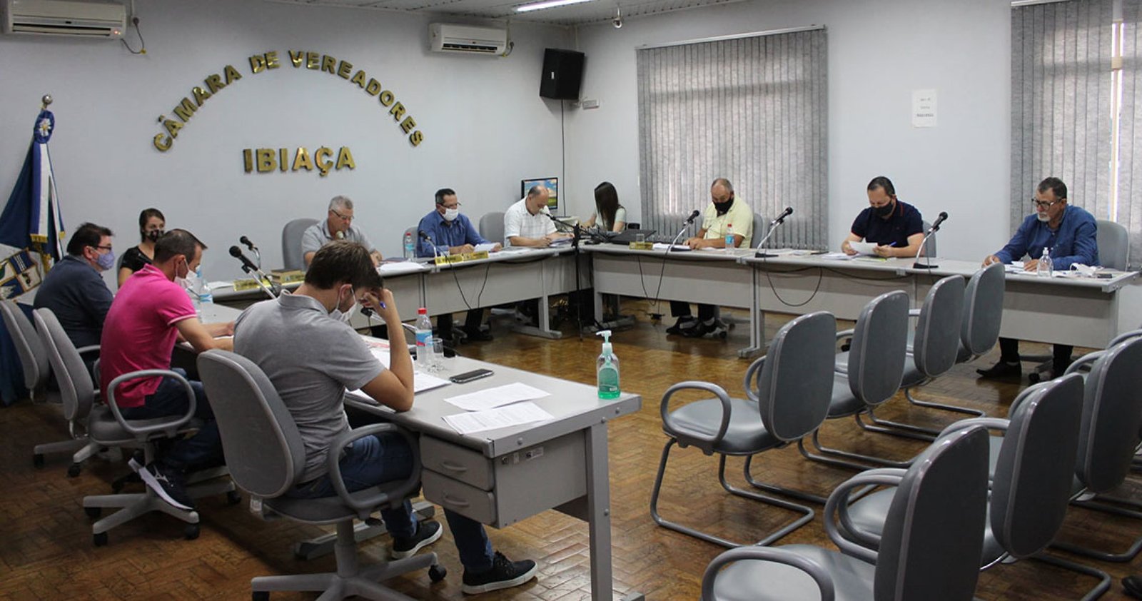 Imagem ilustrativa: Poder Legislativo aprova cinco projetos na primeira sessão extraordinária do ano