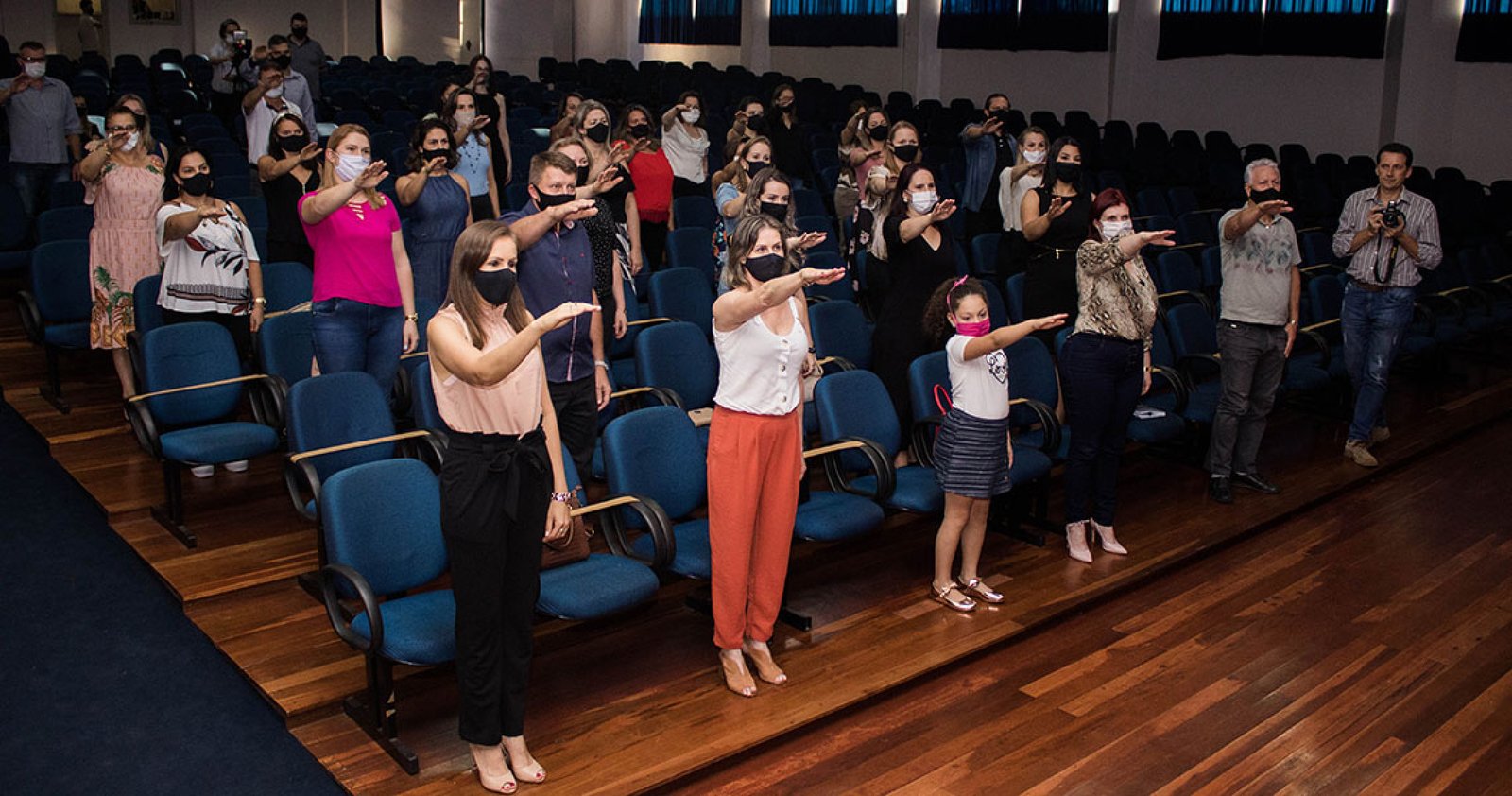 Imagem ilustrativa: Governo de Tapejara dá posse às direções da rede municipal de ensino