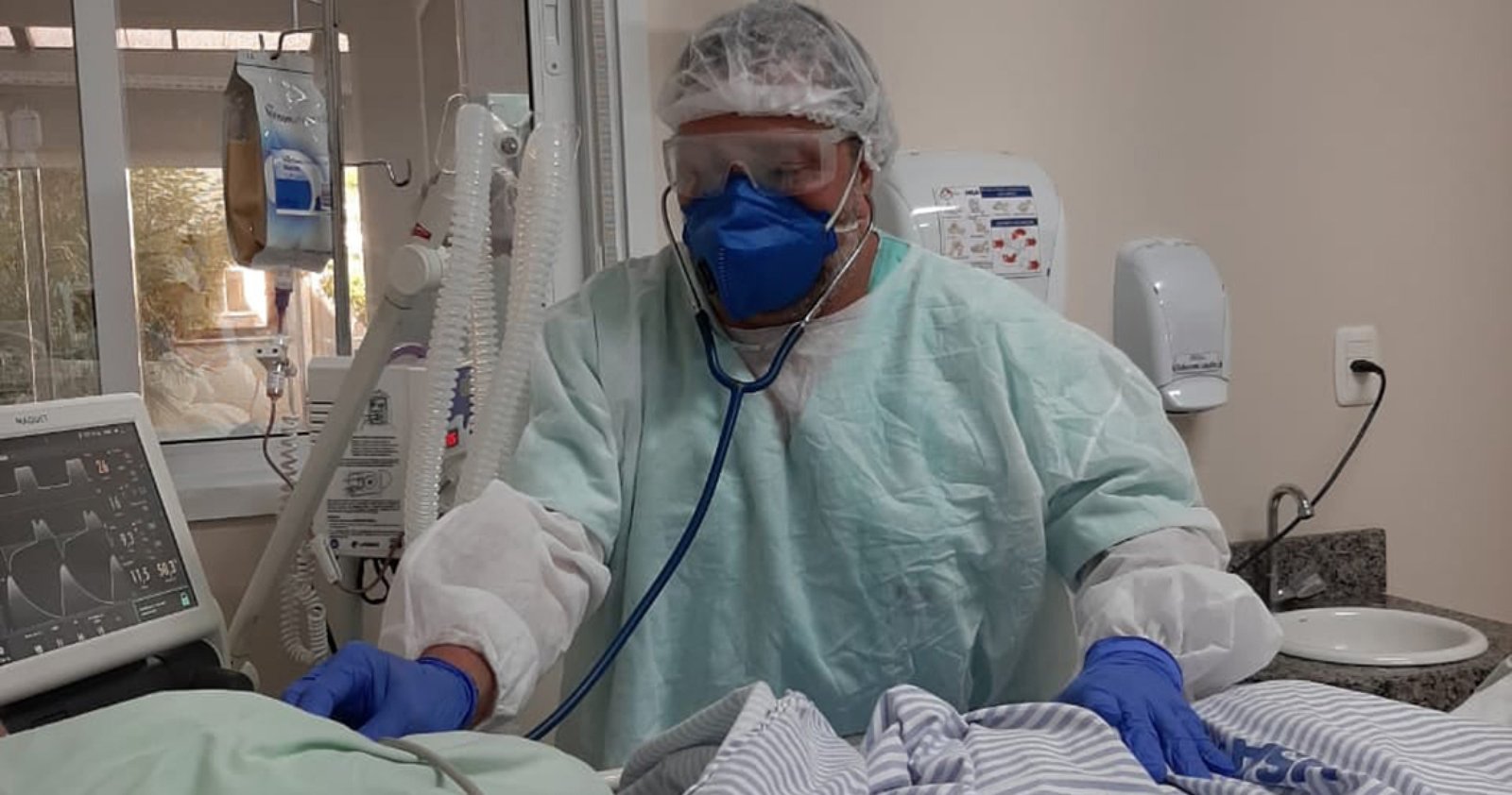 Imagem ilustrativa: Falta de insumos para atendimento de pacientes Covid preocupa a direção do HSA