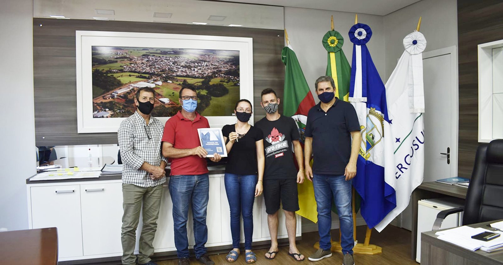Imagem ilustrativa: Ibiaçá entrega últimas casas e conclui projeto habitacional iniciado em 2009