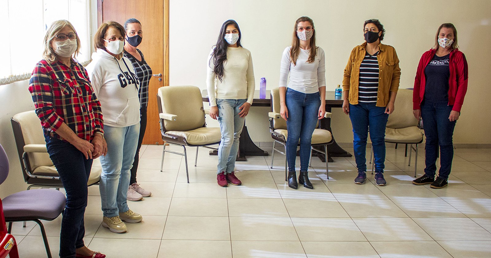 Imagem ilustrativa: Merendeiras participam de capacitação com nutricionista da Secretaria de Educação
