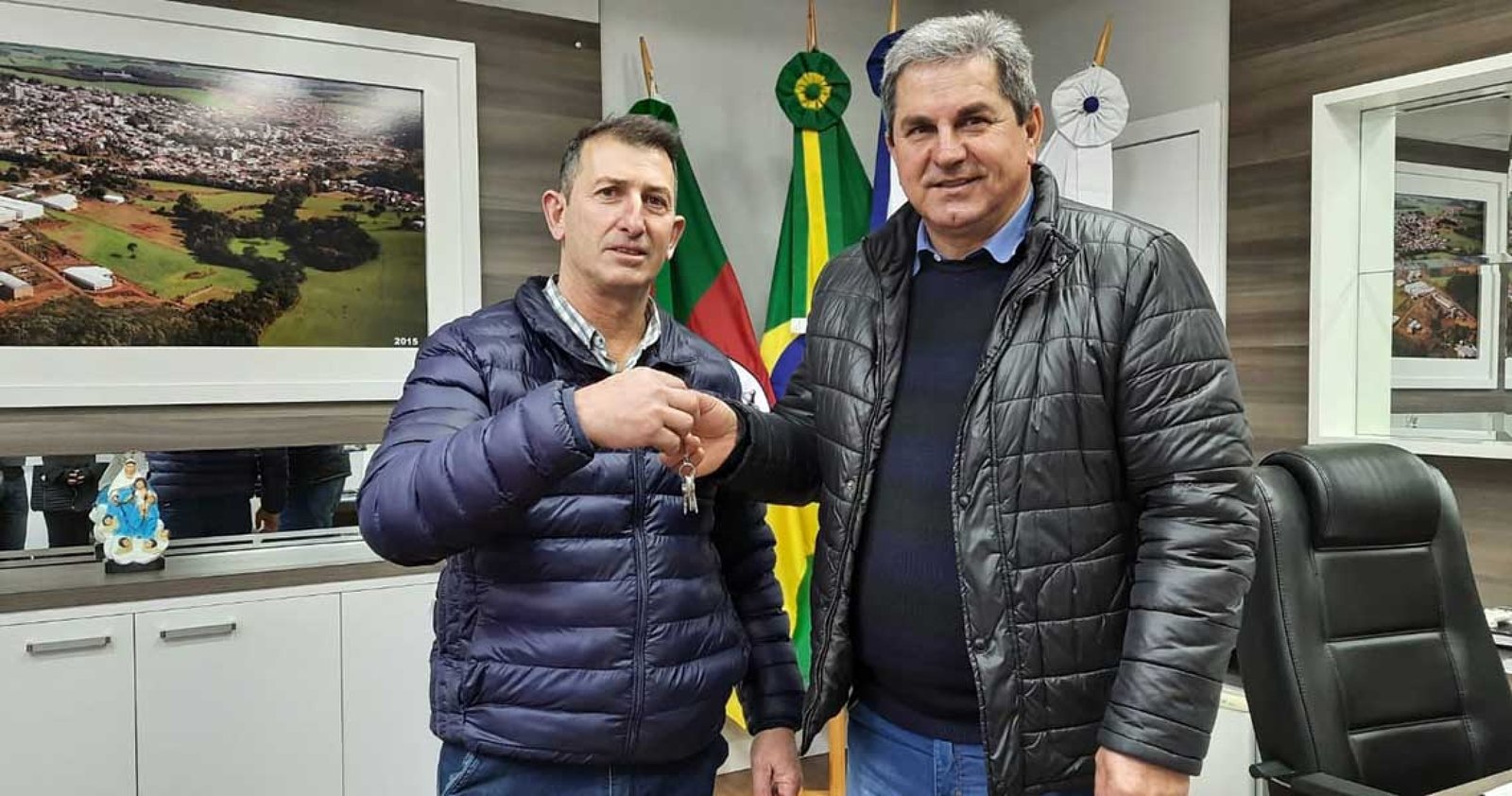 Imagem ilustrativa: Jones Cecchin assume a prefeitura de Ibiaçá durante ausência do titular