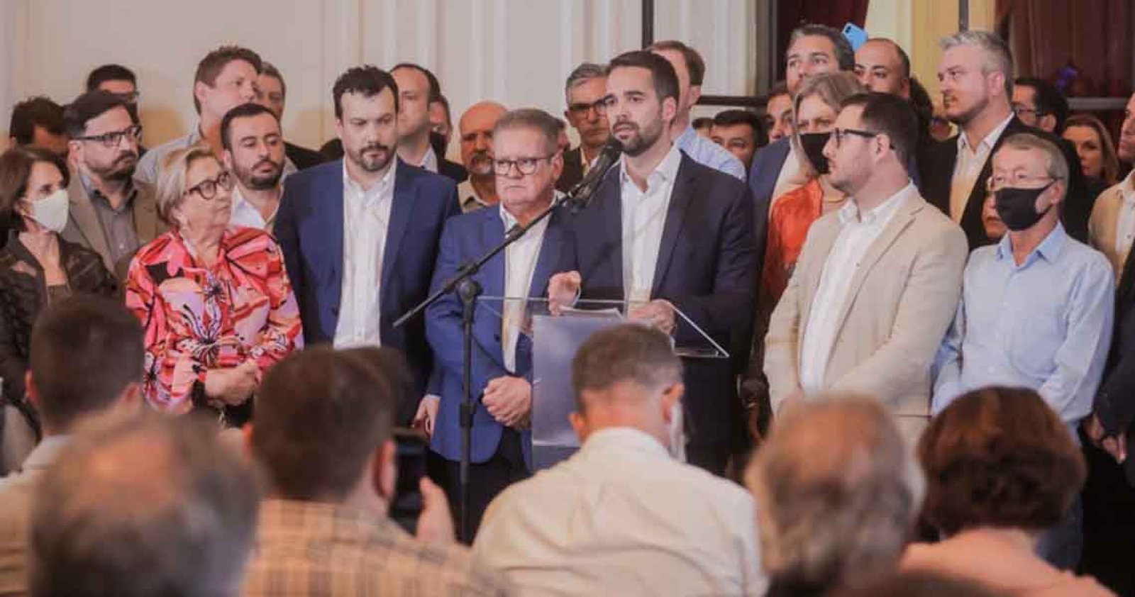 Imagem ilustrativa: Eduardo Leite renuncia ao Governo do RS