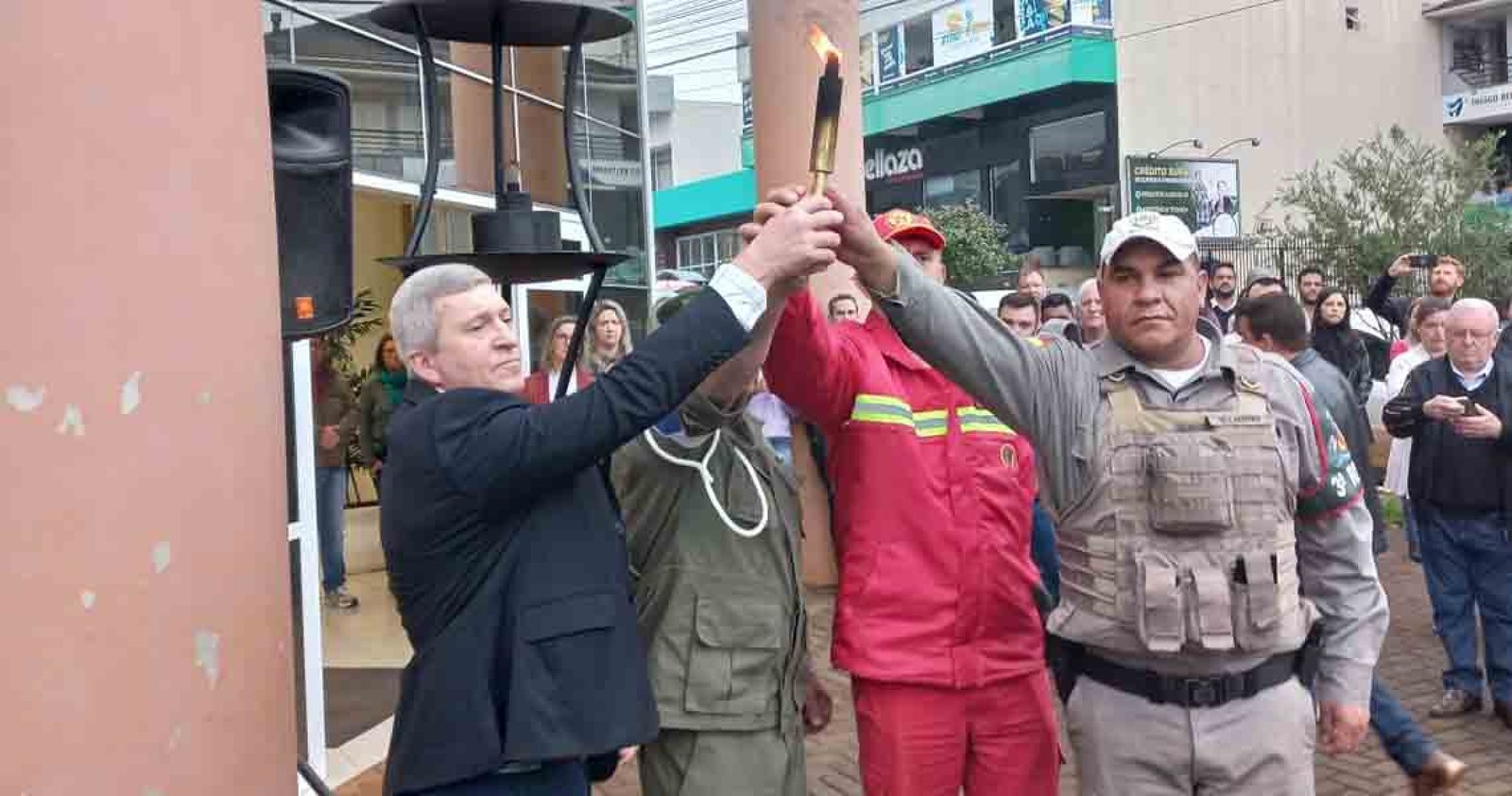 Imagem ilustrativa: Tapejara recebe Centelha do Fogo Simbólico da Pátria
