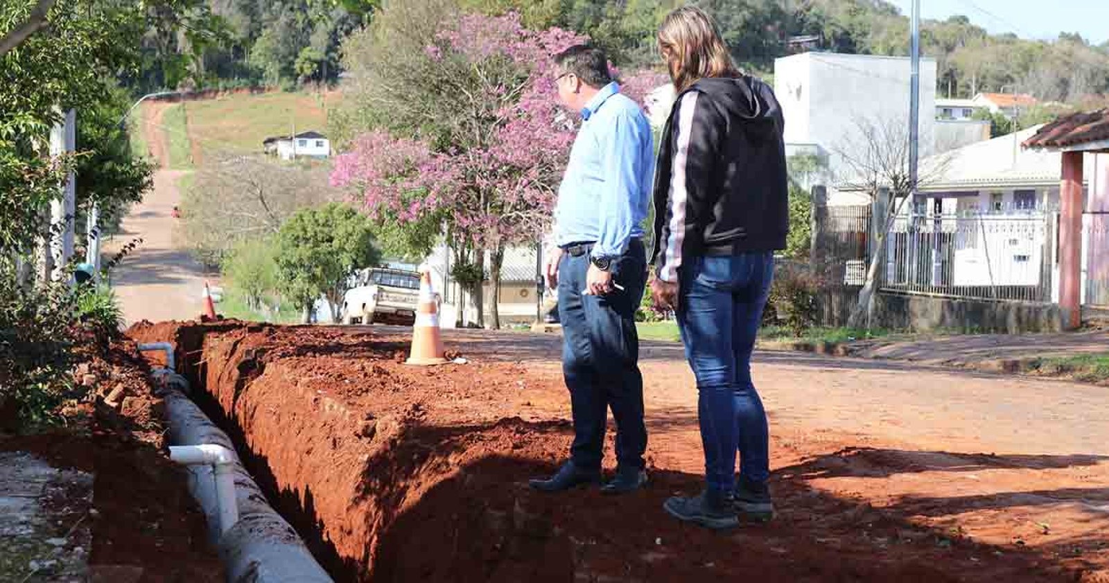 Imagem ilustrativa: Água Santa: prefeito em exercício acompanha obras