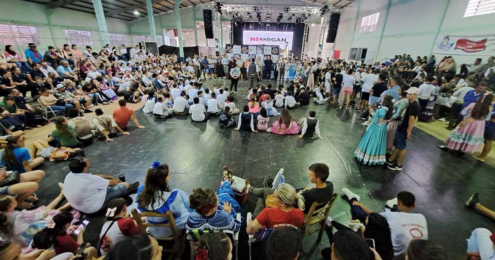 Imagem ilustrativa: Campeões da artística do III Rodeio Internacional de Tapejara