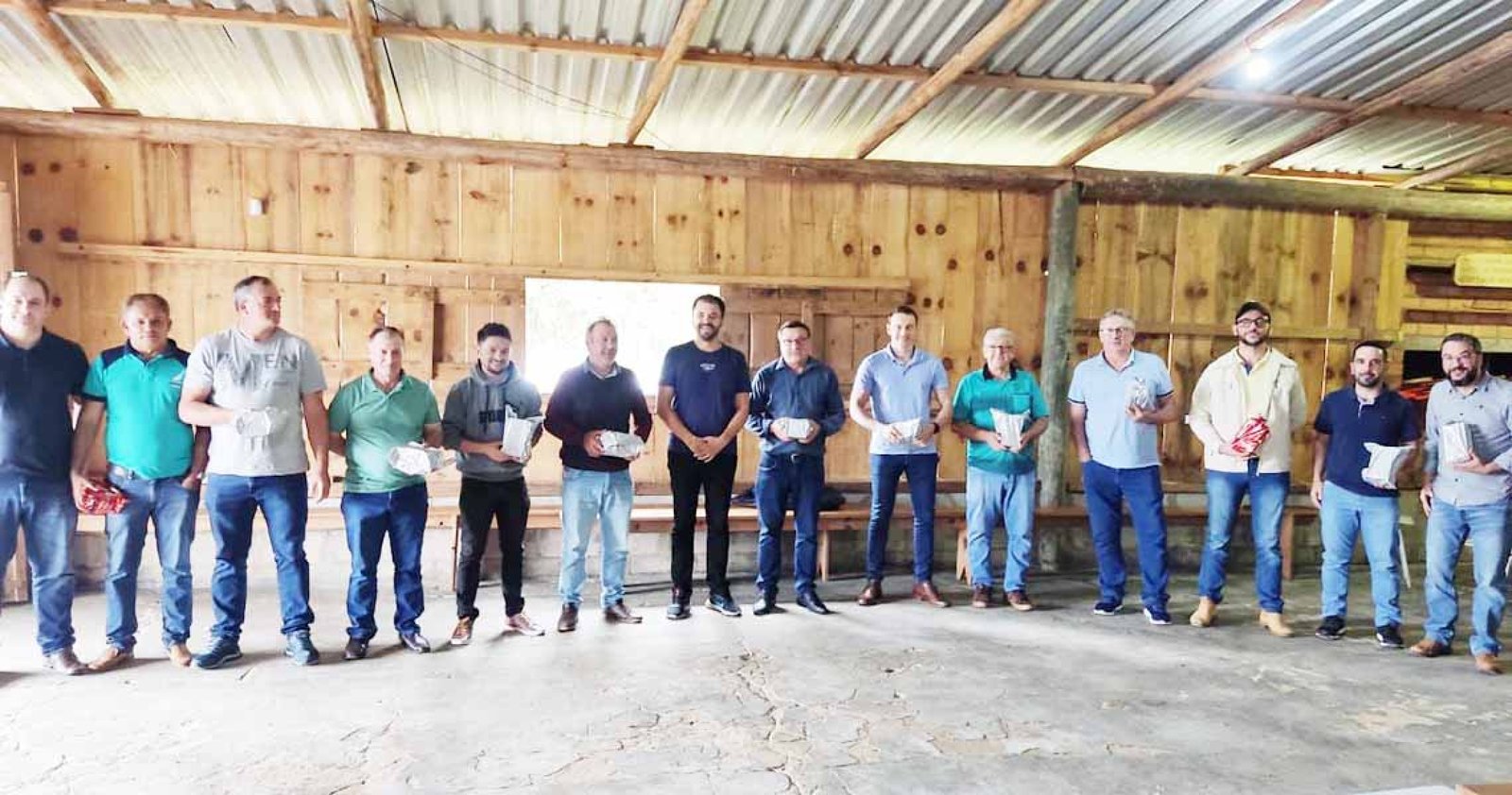 Imagem ilustrativa: Água Santa: vice-prefeito participa de assembleia do Corede Nordeste