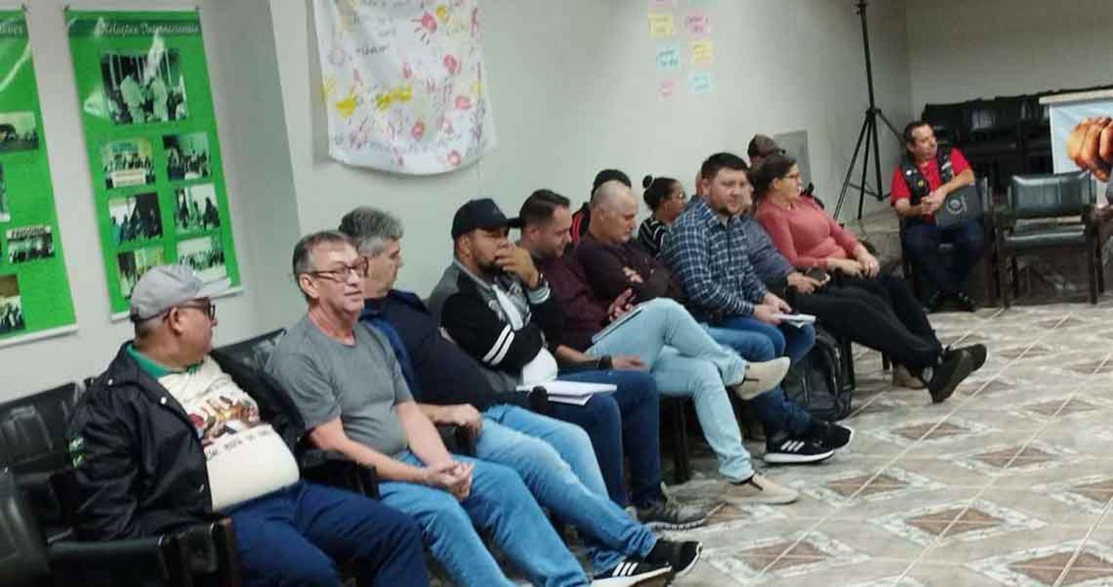 Imagem ilustrativa: STIA Tapejara participa de rodada de negociações em Porto Alegre