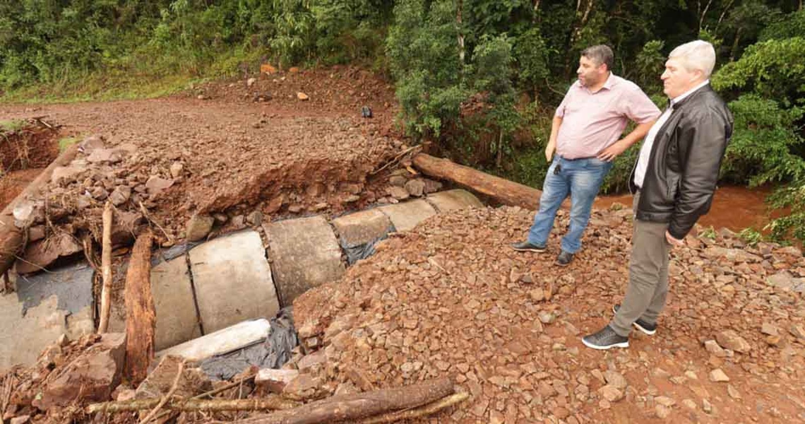 Imagem ilustrativa: Chuvas causam prejuízos e afetam rotina no interior de Tapejara