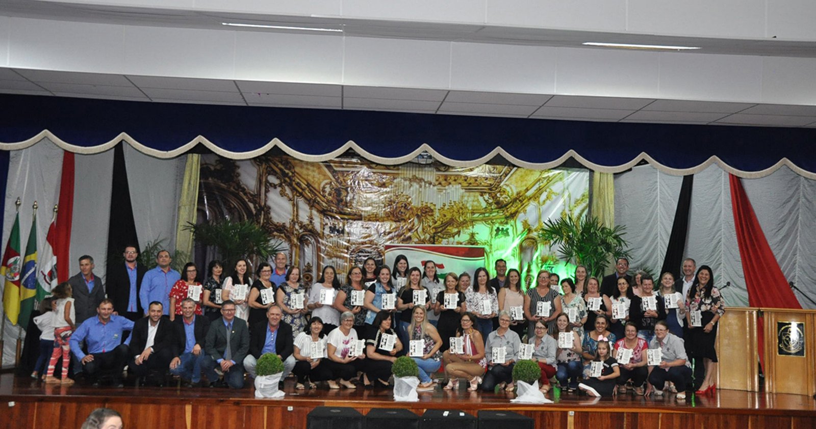 Imagem ilustrativa: Câmara de Vereadores realiza noite de homenagens para agricultoras e mulheres ligadas a agricultura