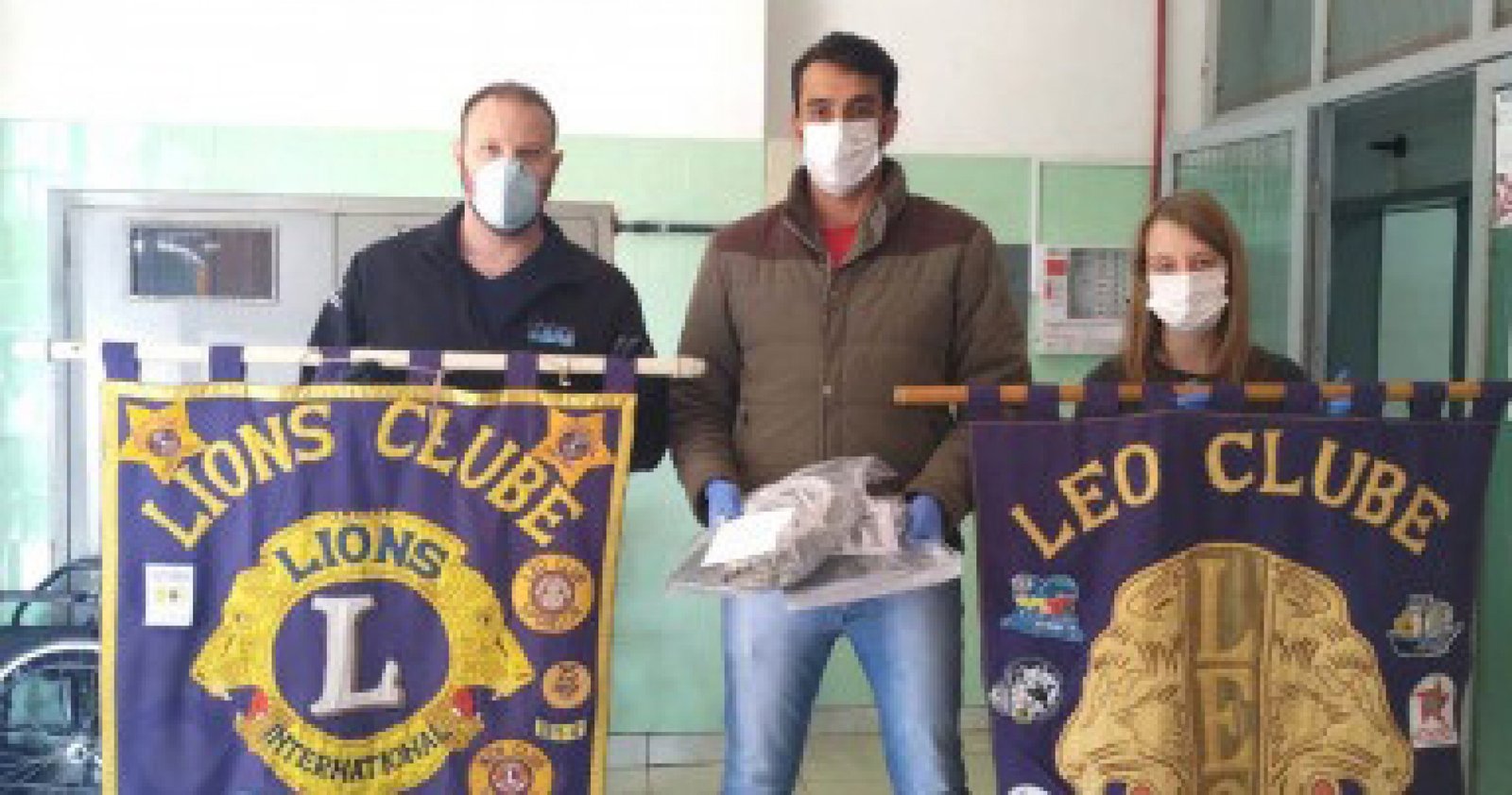 Imagem ilustrativa: Leo Clube doa máscaras de PVC para Fundação Hospitalar de Ibiaçá