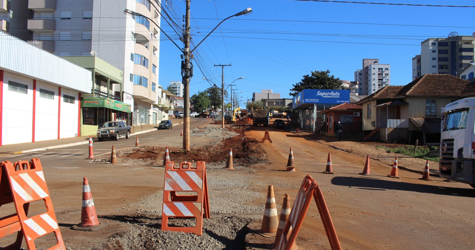 Imagem ilustrativa: TAPEJARA: Avançam as obras realizadas no primeiro trecho da Avenida Sete de Setembro