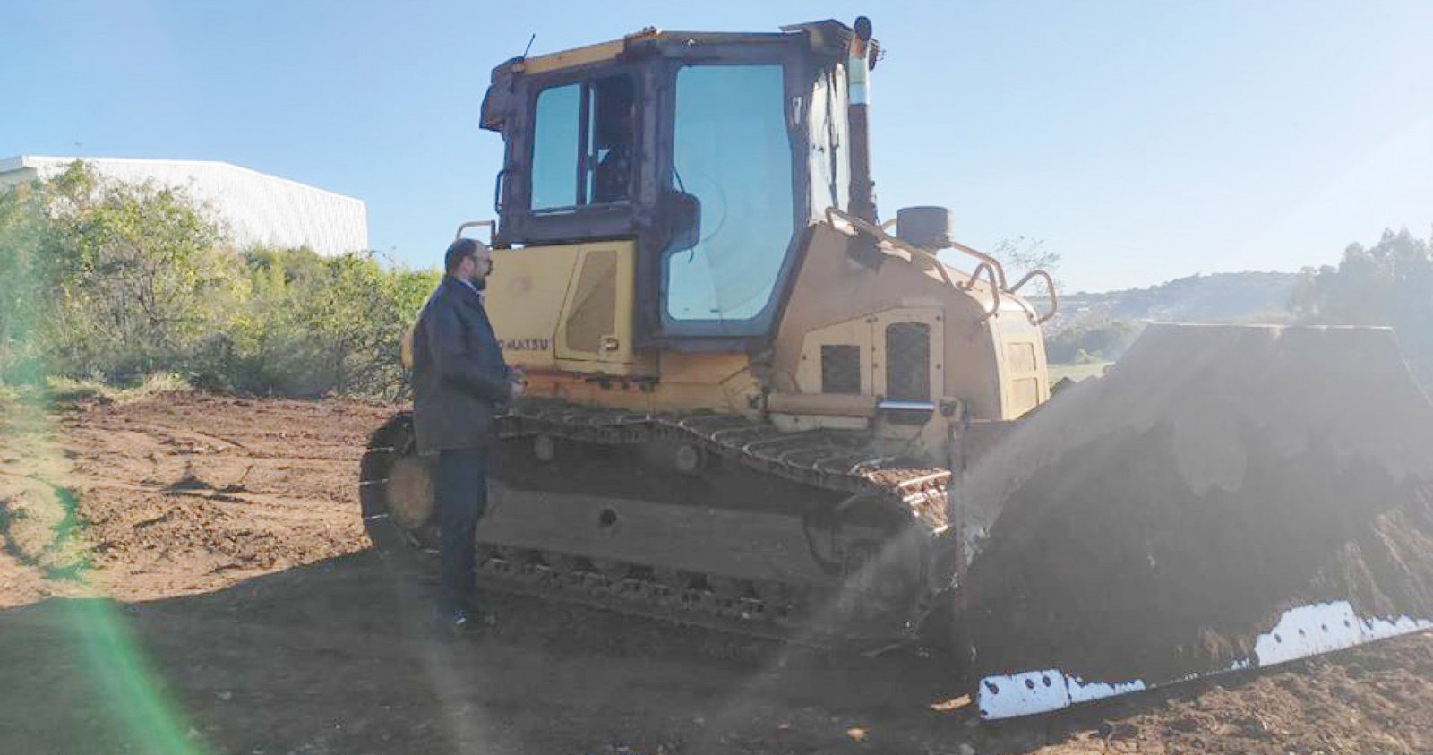 Imagem ilustrativa: IBIAÇÁ: Prefeito Claudião visita obras de terraplanagem
