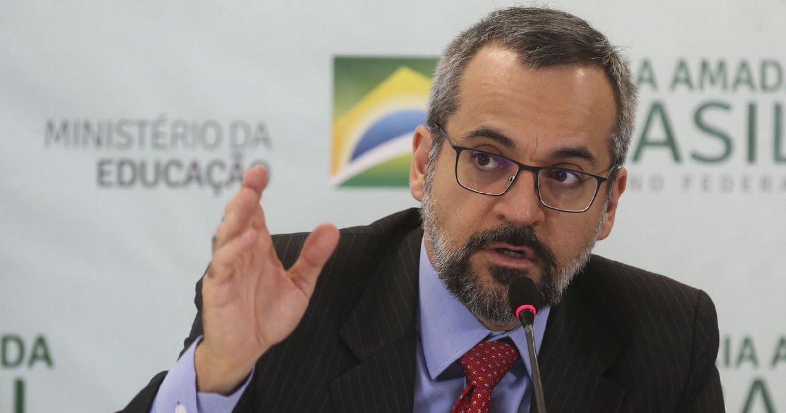 Imagem ilustrativa: Abraham Weintraub anuncia saída do Ministério da Educação
